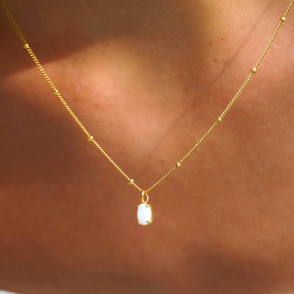 Collar de ópalo
