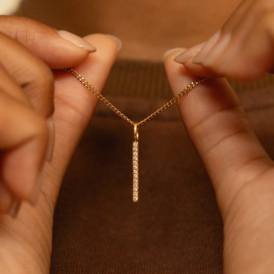 Sparkling Bar Necklace